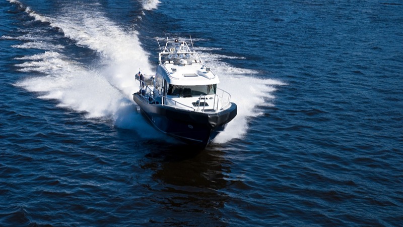 Make Business Meetings Impressive With Exclusive Yacht Charter in Miami, FL Experiences